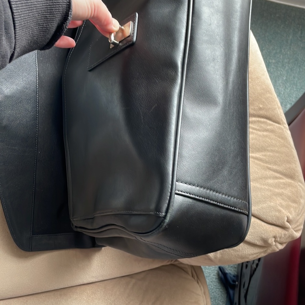 Leather briefcase with compartments - Picture 8 of 13